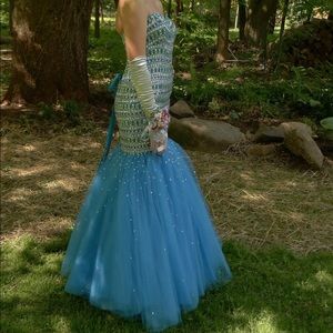 Mori Lee mermaid prom dress